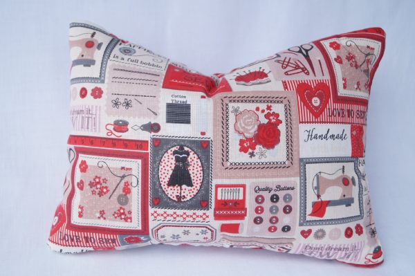 🧵 Lavender Pillow with Sewing Studio Design