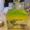 🕯️ Health and Abundance Candle – with Labradorite and Tiger's Eye