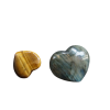 🕯️ Health and Abundance Candle – with Labradorite and Tiger's Eye