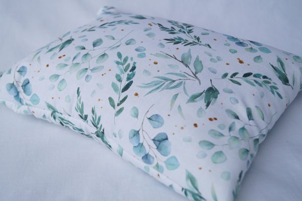 🌿 Delicate Branches Lavender Pillow – Decorative Scented Pillow in a Natural Style