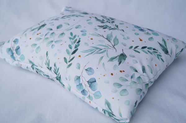 🌿 Delicate Branches Lavender Pillow – Decorative Scented Pillow in a Natural Style