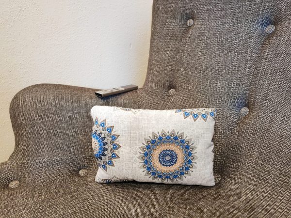 🌸 Blue Blossoms Lavender Pillow – Calming Scented Pillow with a Beautiful Floral Design