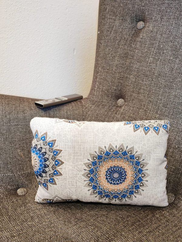 🌸 Blue Blossoms Lavender Pillow – Calming Scented Pillow with a Beautiful Floral Design