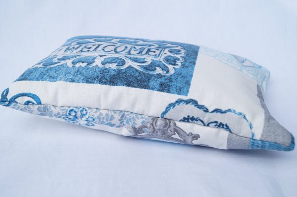 💙 Nostalgic Blue Lavender Pillow – Cozy Scented Pillow with a Vintage-Inspired Design